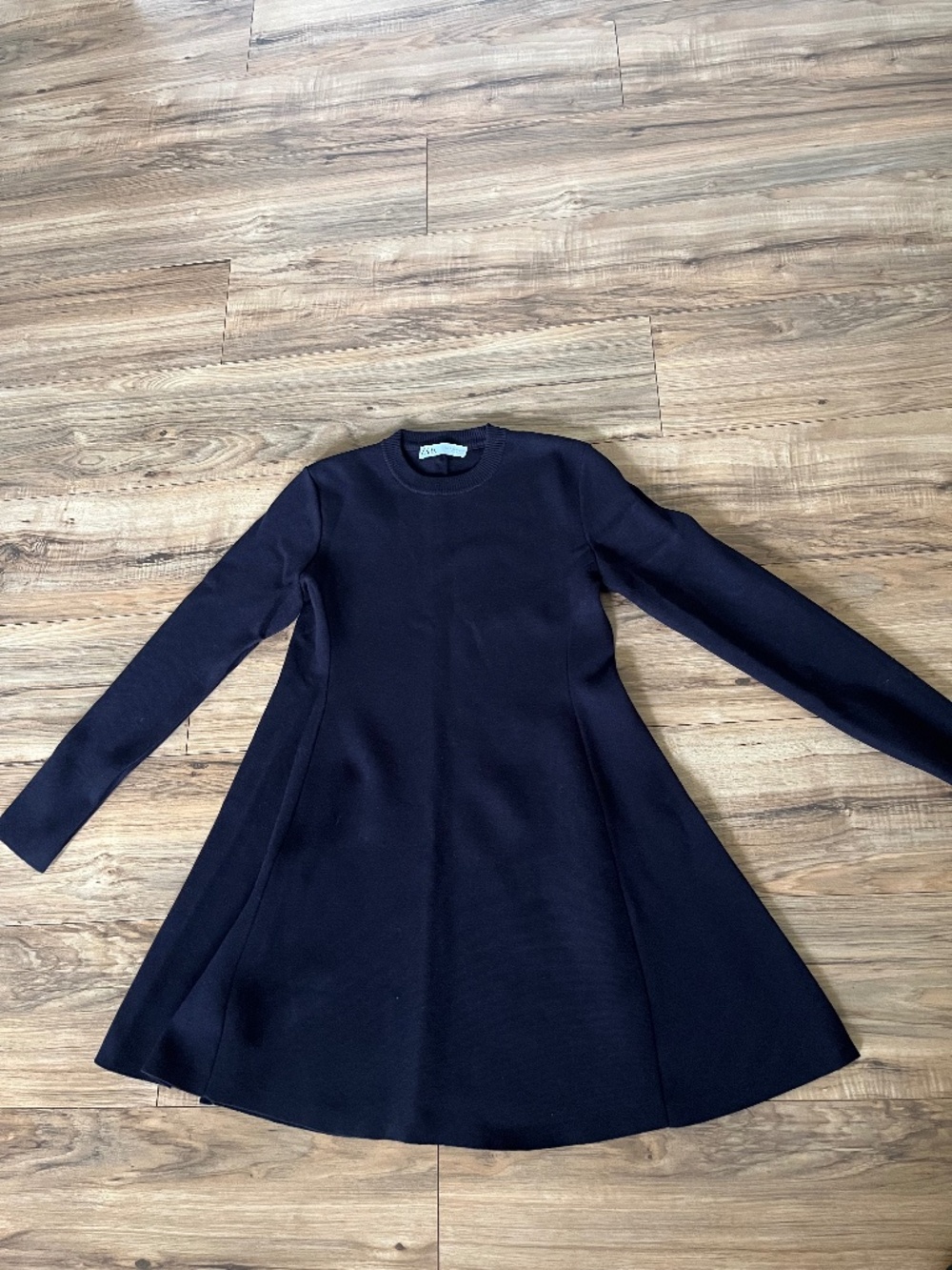 Zara Sweater Mini Dress in Navy Size M